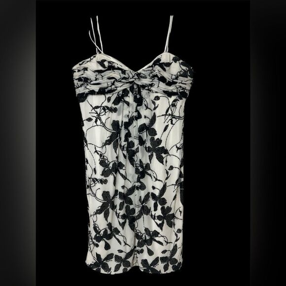 Carmen Marc Valvo Dresses & Skirts - Carmen Marc Valvo Collection luxury formal beaded dress gown p2p 19” 34” long